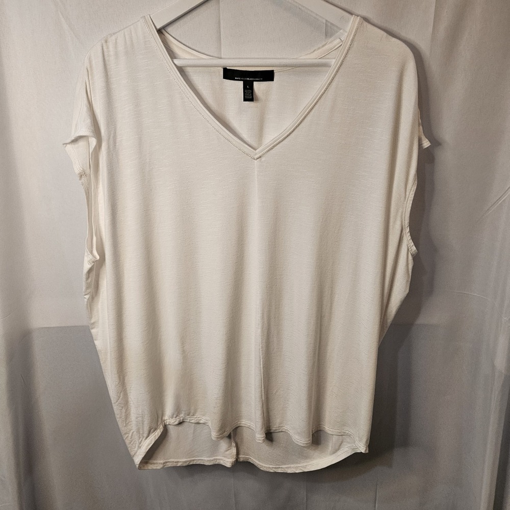 White House Black Market WHBM white v-neck slouchy Jetsetter knit top Large